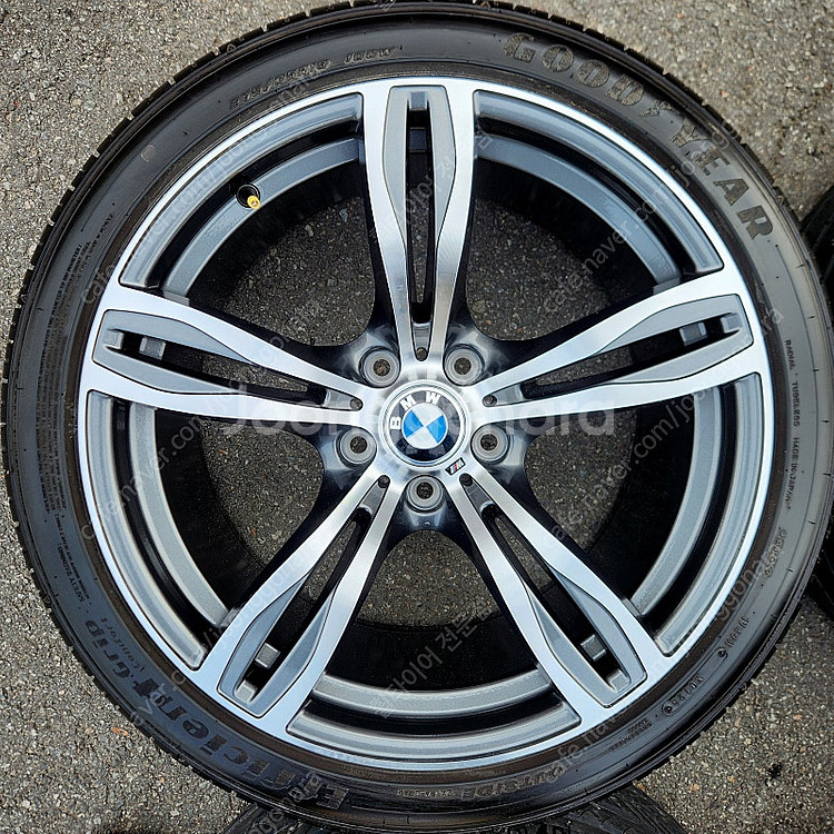 BMW F10 M5 343m 스타일 19인치 휠 타이어 세트 판매합니다. 245 40 19 275 35 19 520...--1