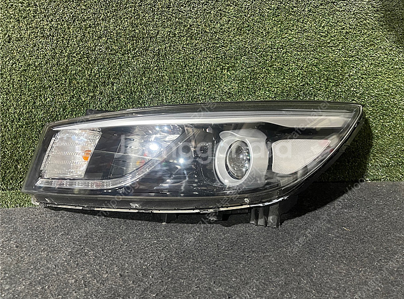 [판매] 기아 올뉴카니발 중고 LED,HID헤드라이트 ...--0