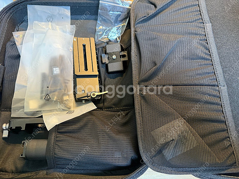Dji rs4 pro 개봉된 새상품 판매합니다.--7