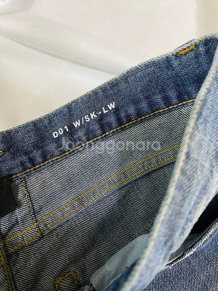 SAINT LAURENT 생로랑 스키니진 데님 26--3