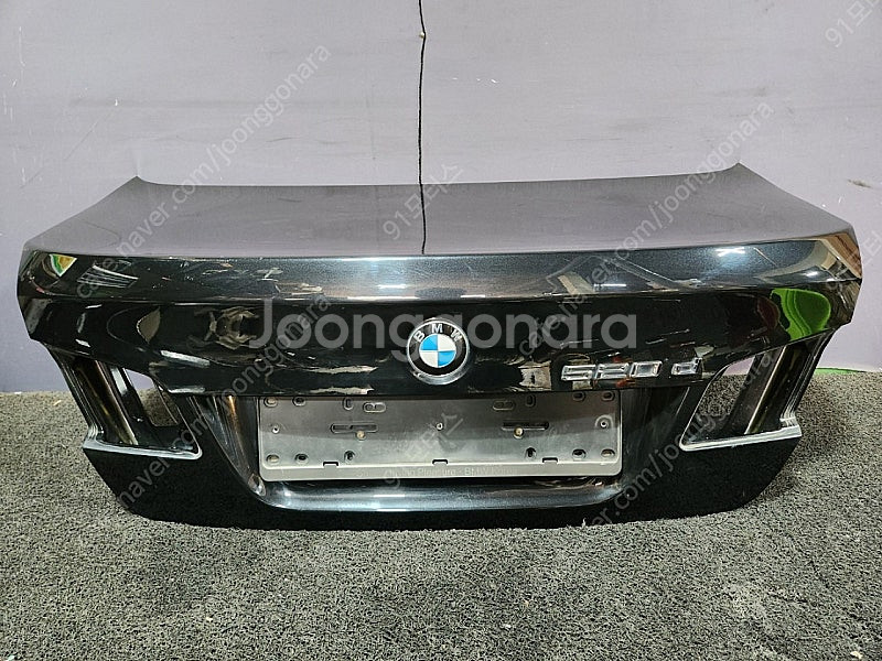 BMW F10 5시리즈 트렁크 앗세이 팝니다--2
