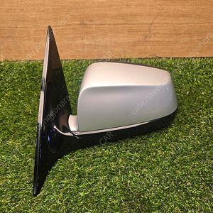 BMW F07 5GT 운전석 사이드미러 (카메라타입) 25만원