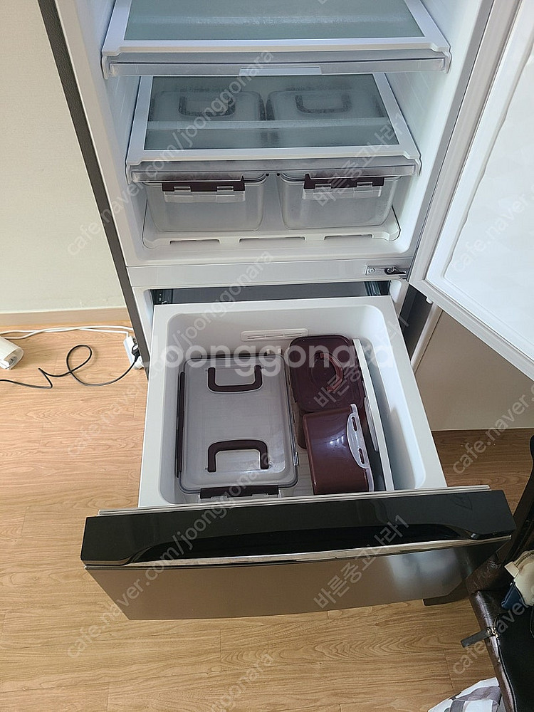 <무료, 배송설치> 중고김치냉장고 딤채 330리터 스탠...--3