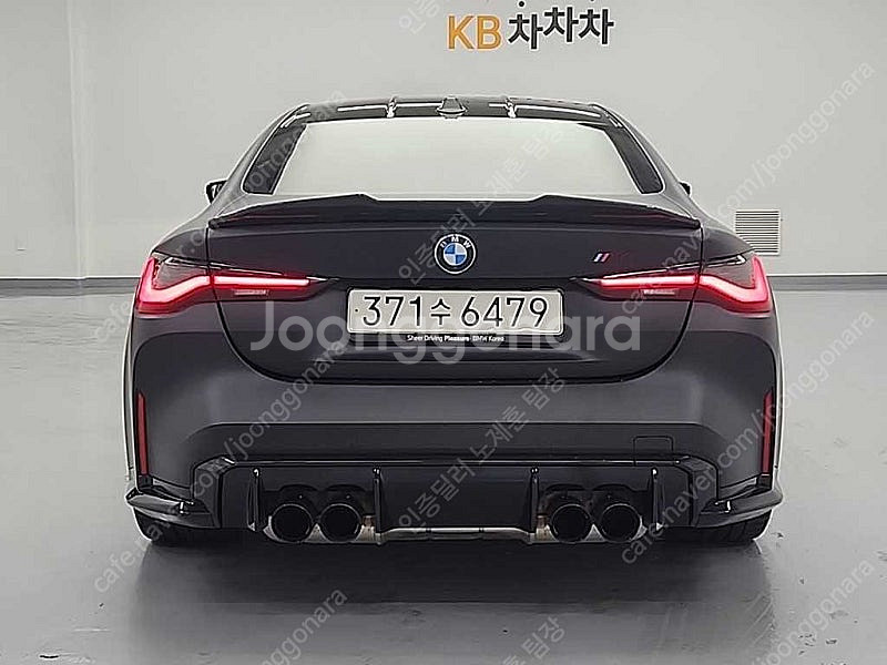 BMW M4 중고 BMW 중고 흰색 2024년식 17,...--4