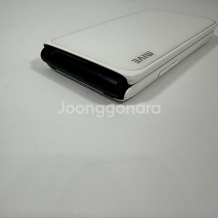 M120 ] 스타일폴더 화이트 32기가 5.5만 판매합...--7