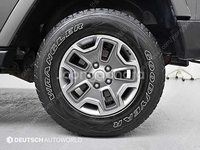 지프 랭글러 중고 JEEP 랭글러 회색 2017년식 6...--6