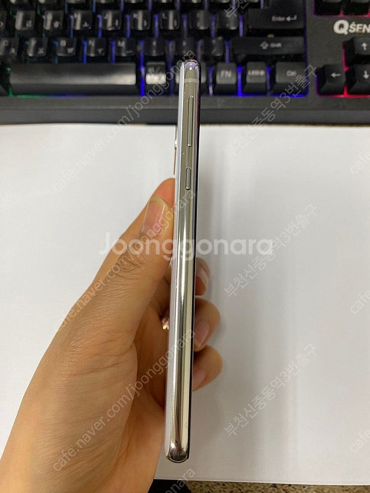 205444 갤럭시S10E 화이트 AA급 128GB 무...--4