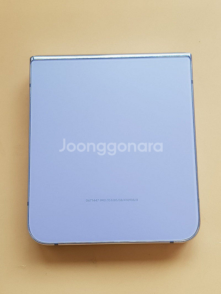 갤럭시 제트플립4세대 256G 퍼플(F700) 판매합니...--1