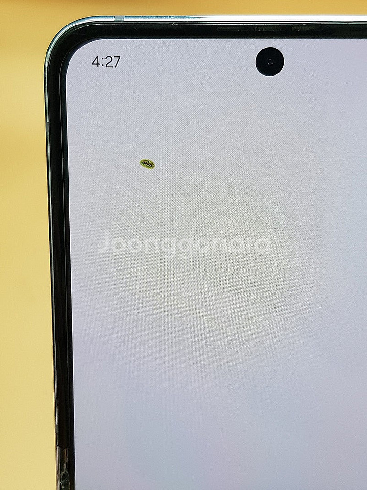 갤럭시 제트플립4세대 256G 퍼플(F700) 판매합니...--5