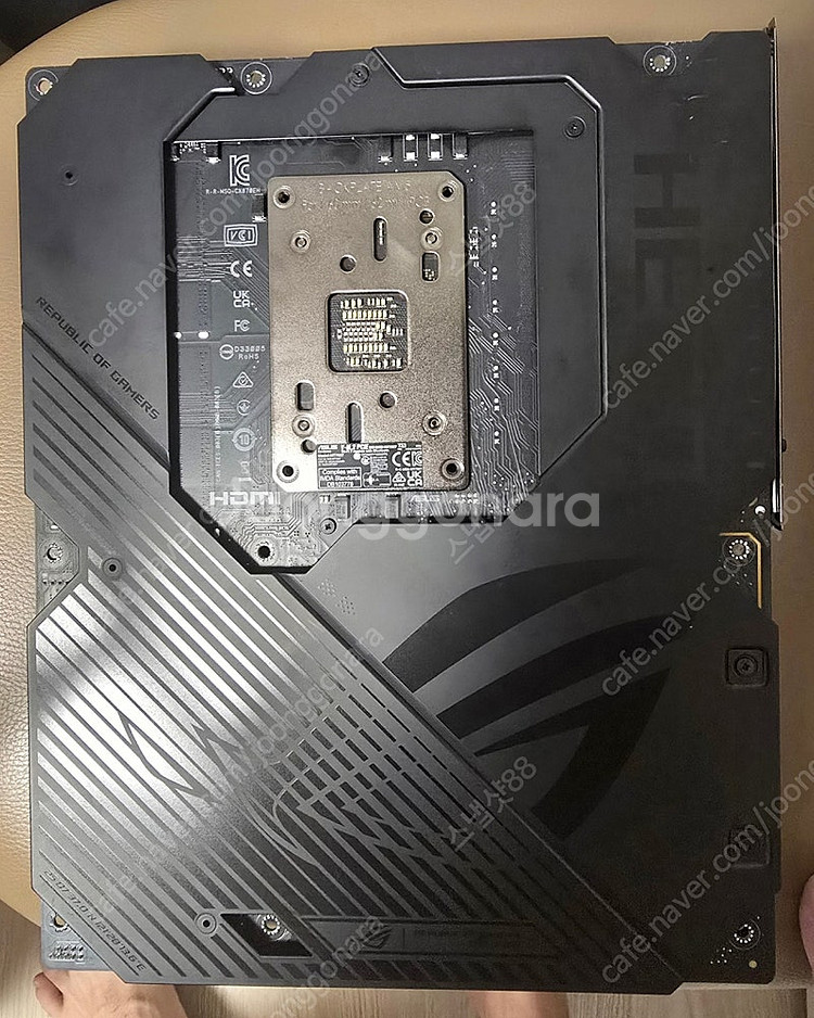 ASUS ROG CROSSHAIR X870E HERO ...--2