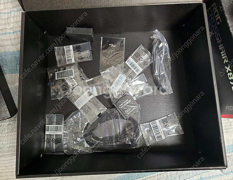 ASUS ROG CROSSHAIR X870E HERO ...--5