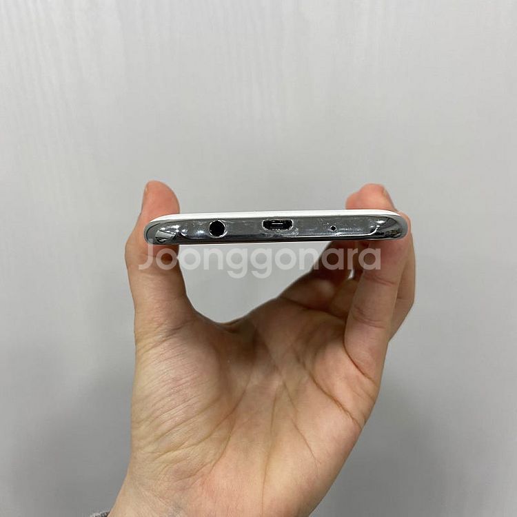 58808 갤럭시J5 화이트 자급제 팝니다 3만원--3