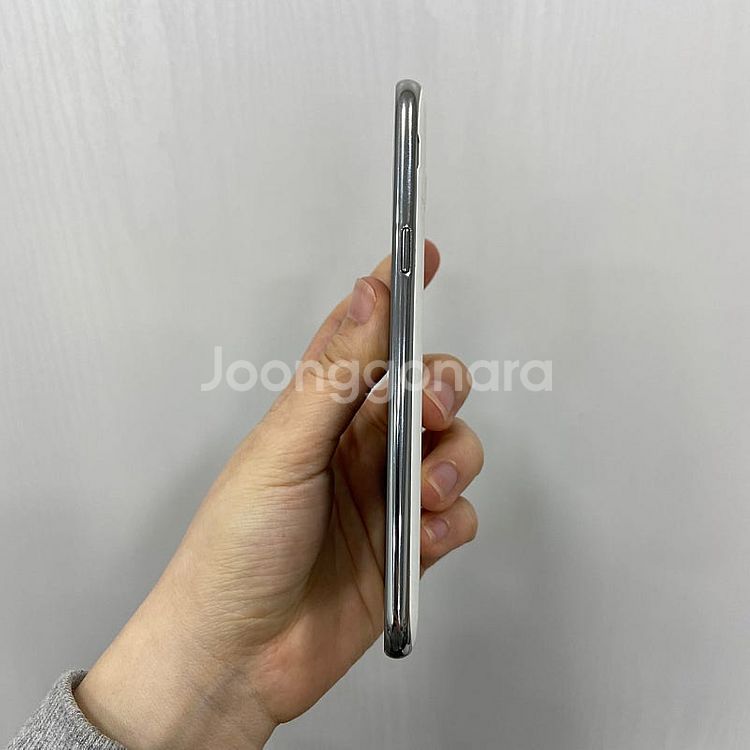 58808 갤럭시J5 화이트 자급제 팝니다 3만원--4