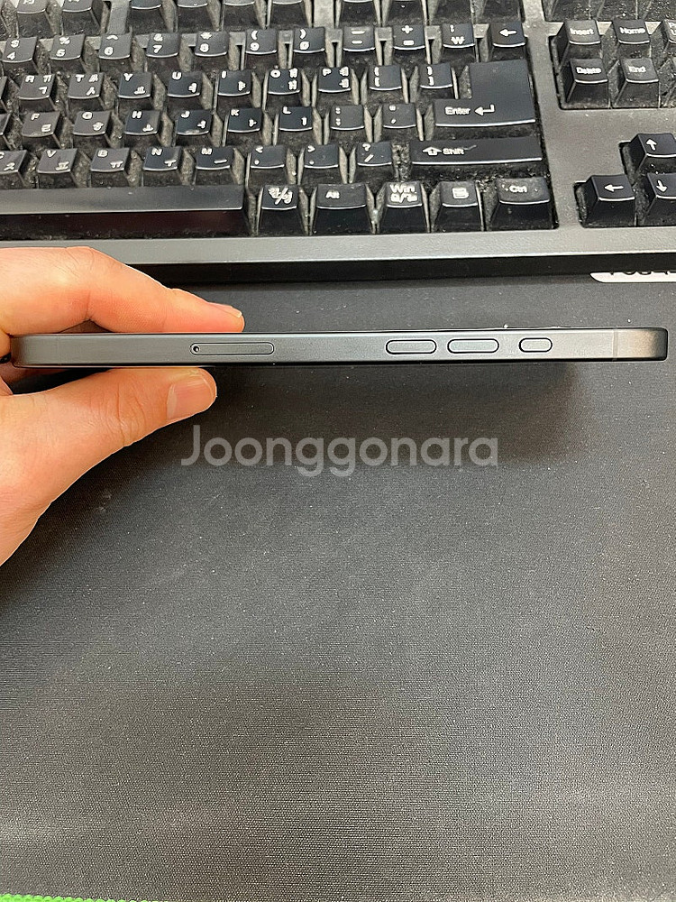 아이폰16플러스 블랙 128GB 배터리100% 상태좋은...--6