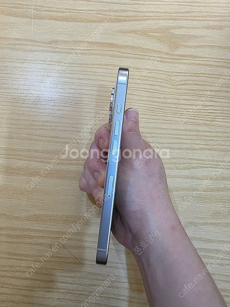 아이폰16프로화이트256gb 중고폰판매합니다--3