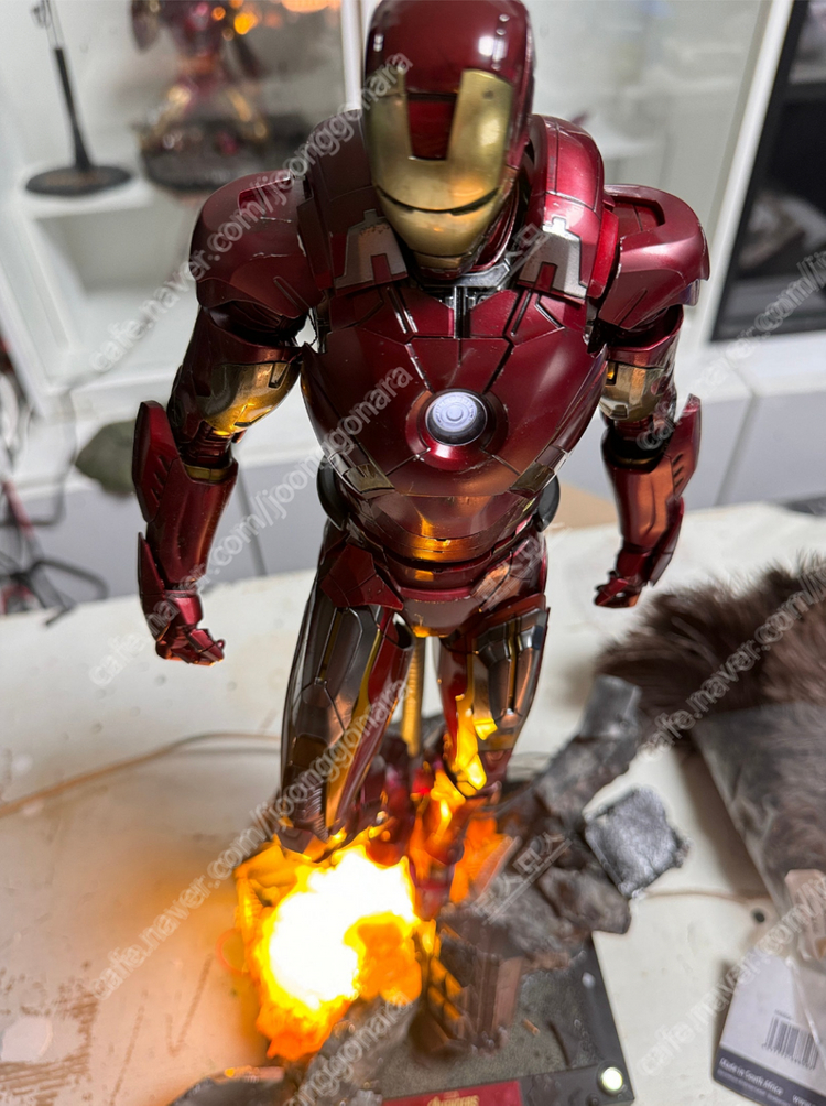 핫토이 마크7 다이캐스트 커스텀(LED 리페)및 기타 아이언맨 헬름 팝니다. 이미지