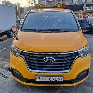 어린이보호차량 더 뉴 그랜드 스타렉스 중고차 노란색 2019년식 69,729km 어린이보호차 LPi 15인승 최상의 컨디션