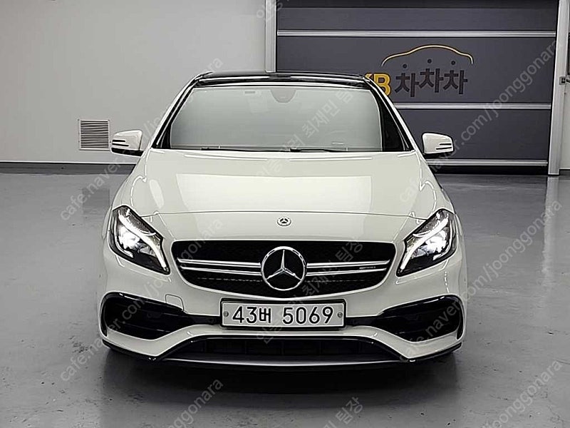 벤츠 A클래스 중고 A클래스 벤츠 중고 흰색 2018년식 56,963km A45 AMG 4MATIC 중고차 직거래 카페