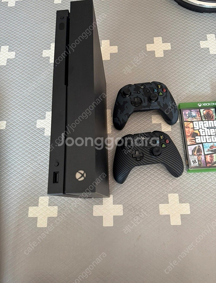 Xbox one x--0