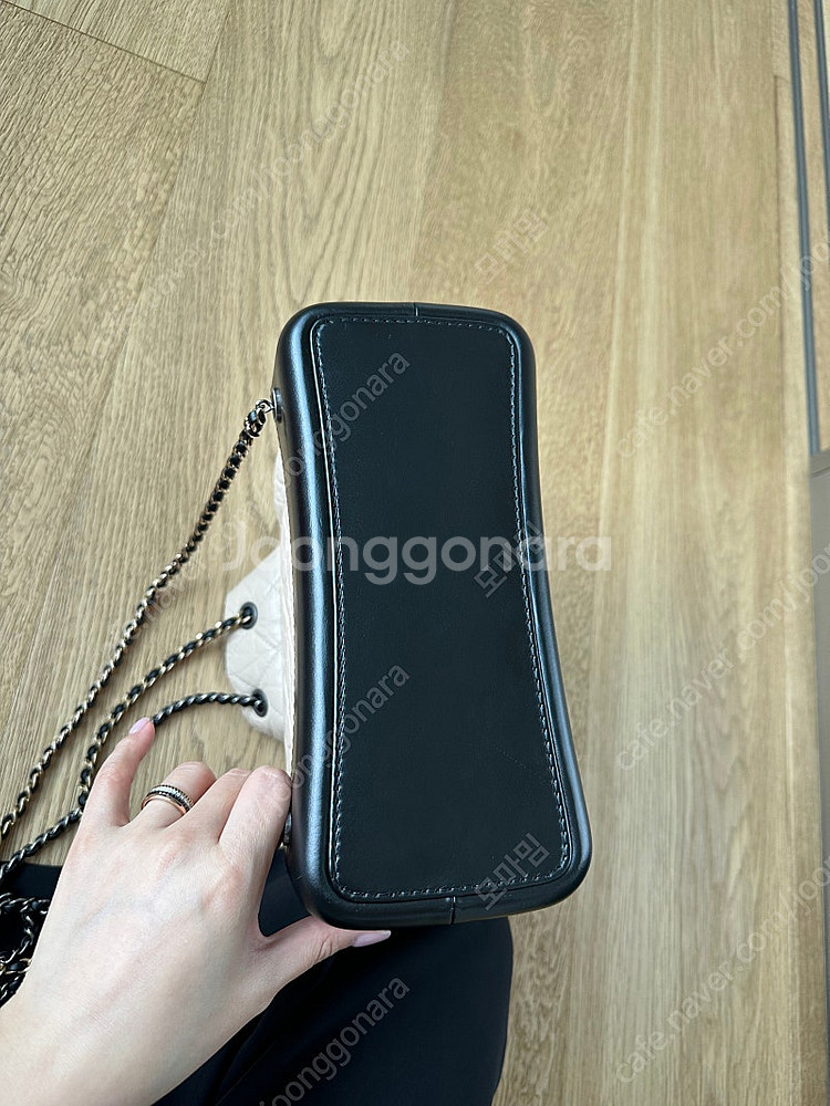 샤넬 가브리엘백팩 베이지 미듐--8
