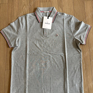 몽클레어 반팔 카라티셔츠 그레이 L,XL 새제품
