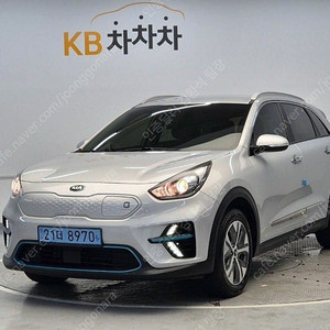 중고차 니로 중고 니로 은색 2021년식 29,263km 프레스티지 개인사업자 차량구매