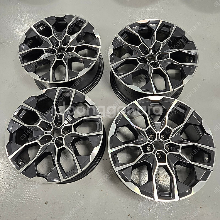 주말 특가 BMW X7 M 22인치 휠 새상품급 팝니다...--5