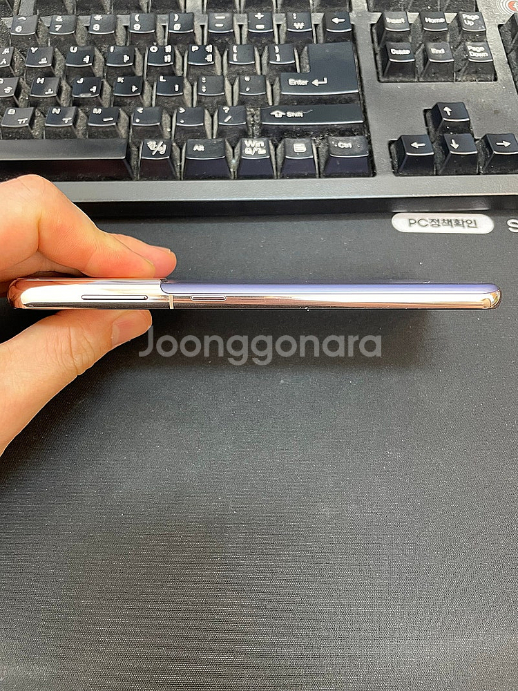 갤럭시S21 팬텀바이올렛 256GB 상태좋은 중고20만...--4