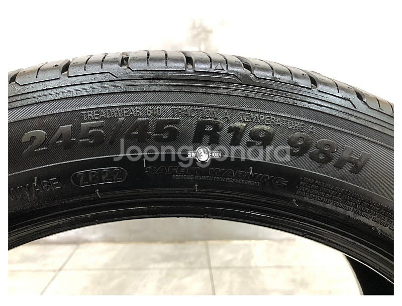 중고타이어 금호타이어 크루젠 HP71 245/45R19...--4