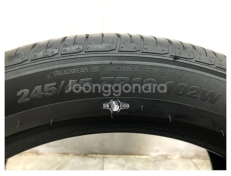 중고타이어 금호타이어 솔루스 TA51 245/45R19...--4