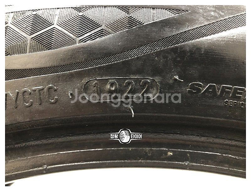 중고타이어 금호타이어 솔루스 TA51 245/45R19...--5