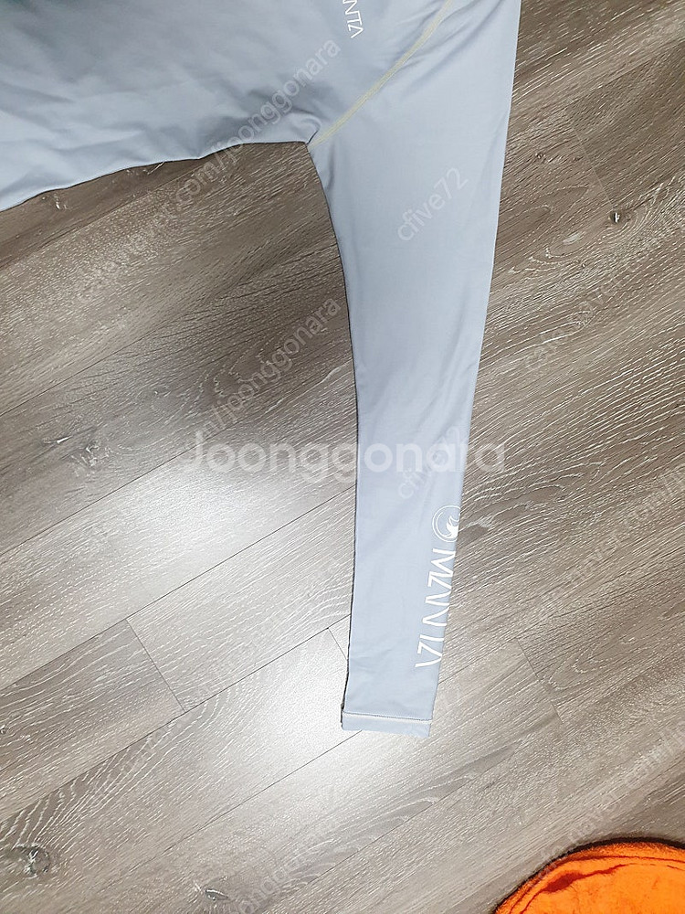 여성 레쉬가드 2개 라지 미디움--4