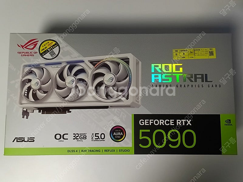 RTX 5090 Astral 아스트랄 화이트 (미개봉)--0