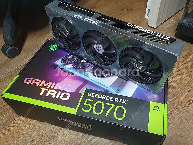 MSI RTX 5070 트리오 팝니다~~~~~~~~~~...--0