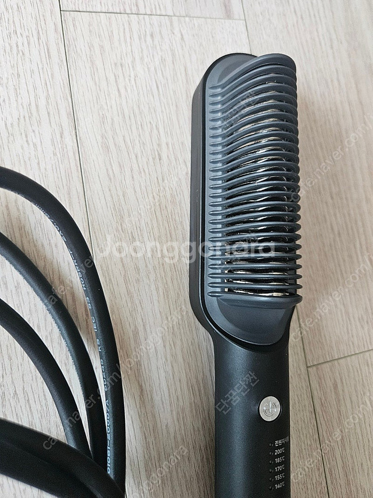 오아 뷰티 티타늄 뿌리 볼륨 빗 매직기--1