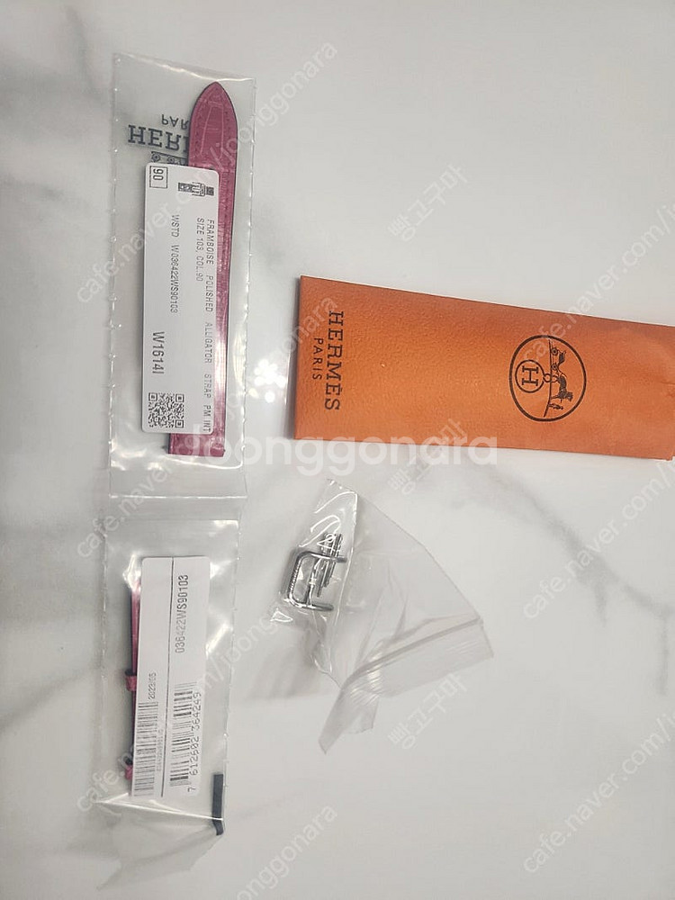 에르메스 h아워 악어 스트랩 핑크--1