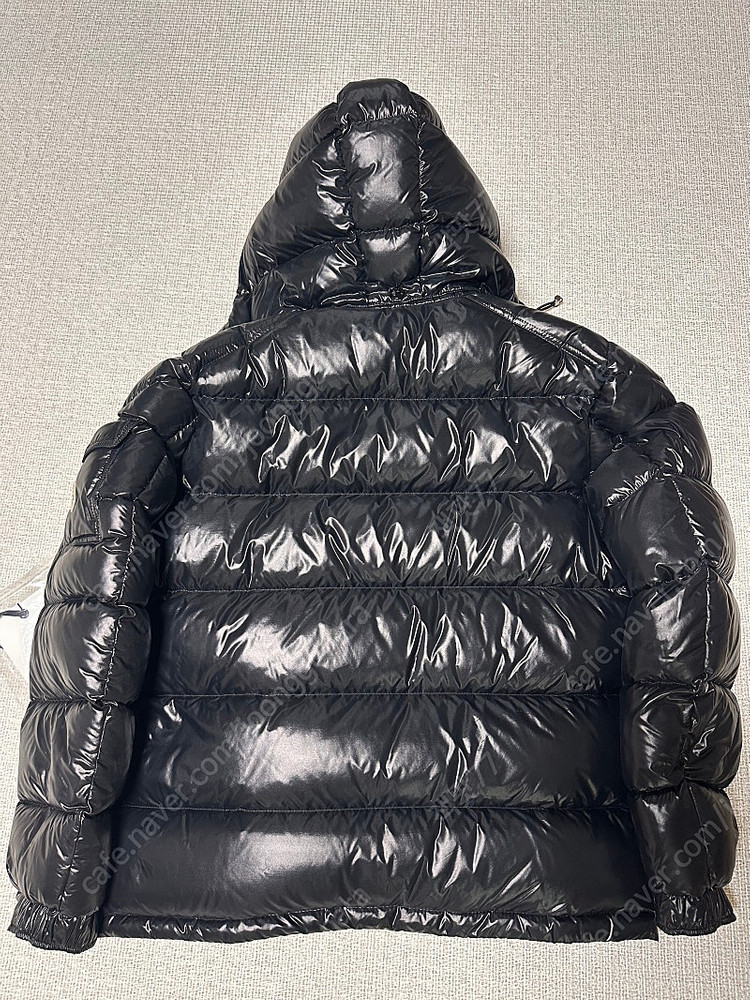 [정품] 몽클레어 마야 패딩 4사이즈 블랙 판매합니다!--8