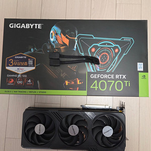 기가바이트 RTX 4070 Ti 게이밍OC 팝니다.