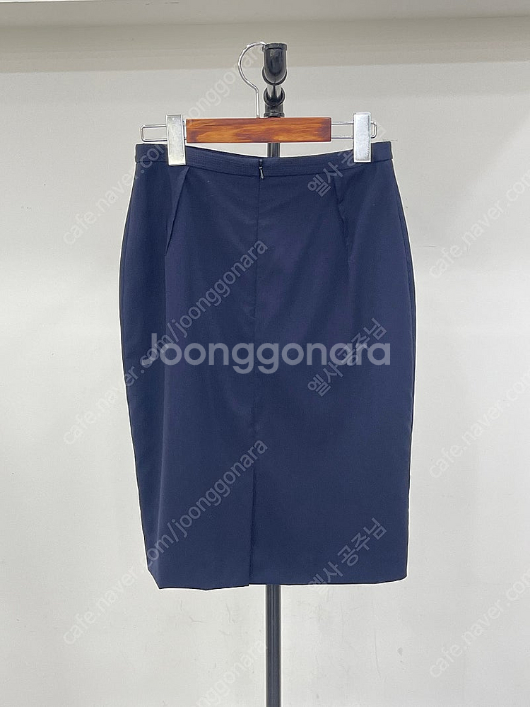 폴스미스 블랙 라벨 스커트 /세일) 페레가모 가디건--2
