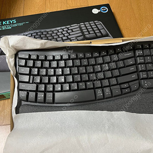 로지텍 WAVE KEYS 키보드