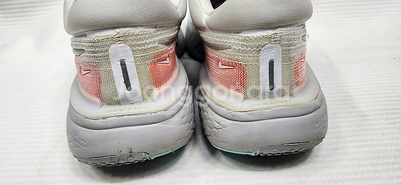 나이키 줌 인빈서블 런 플라이니트 런닝화 270사이즈--3