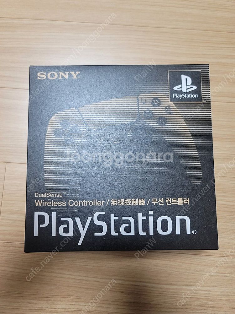 미개봉) ps5 30주년 한정판 듀얼센스 판매--0
