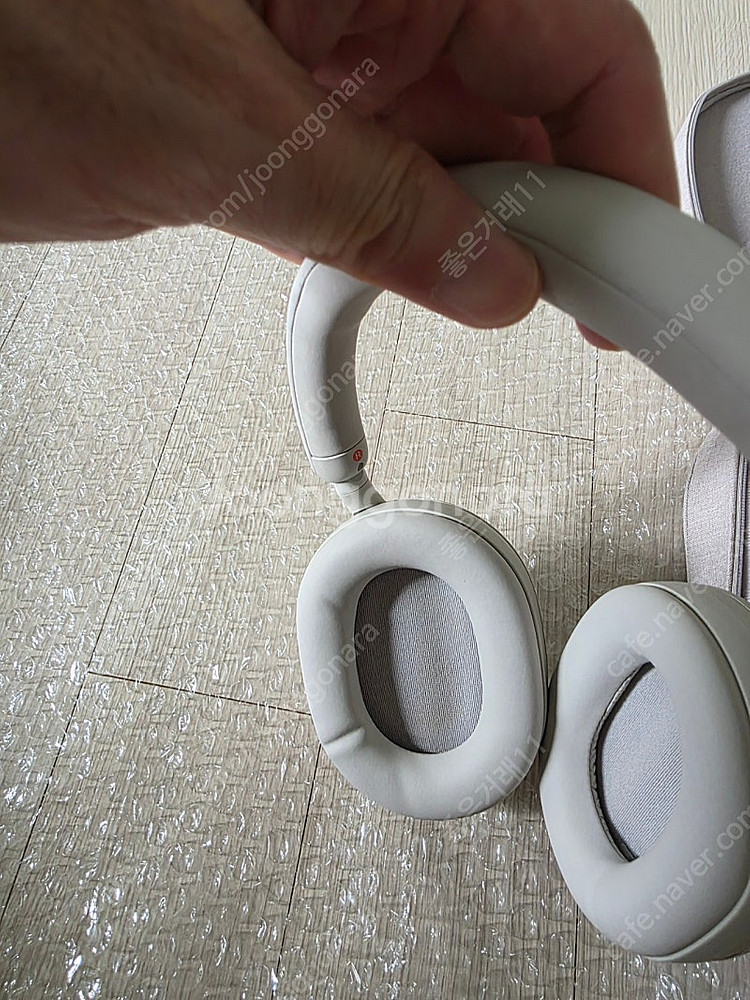 소니 WH-1000XM5 헤드폰 실버+보호커버--2