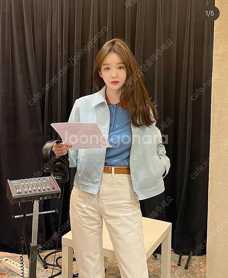 (강민경 착용) 아비에무아 로고 크롭 스웨이드 자켓--0