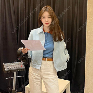 (강민경 착용) 아비에무아 로고 크롭 스웨이드 자켓