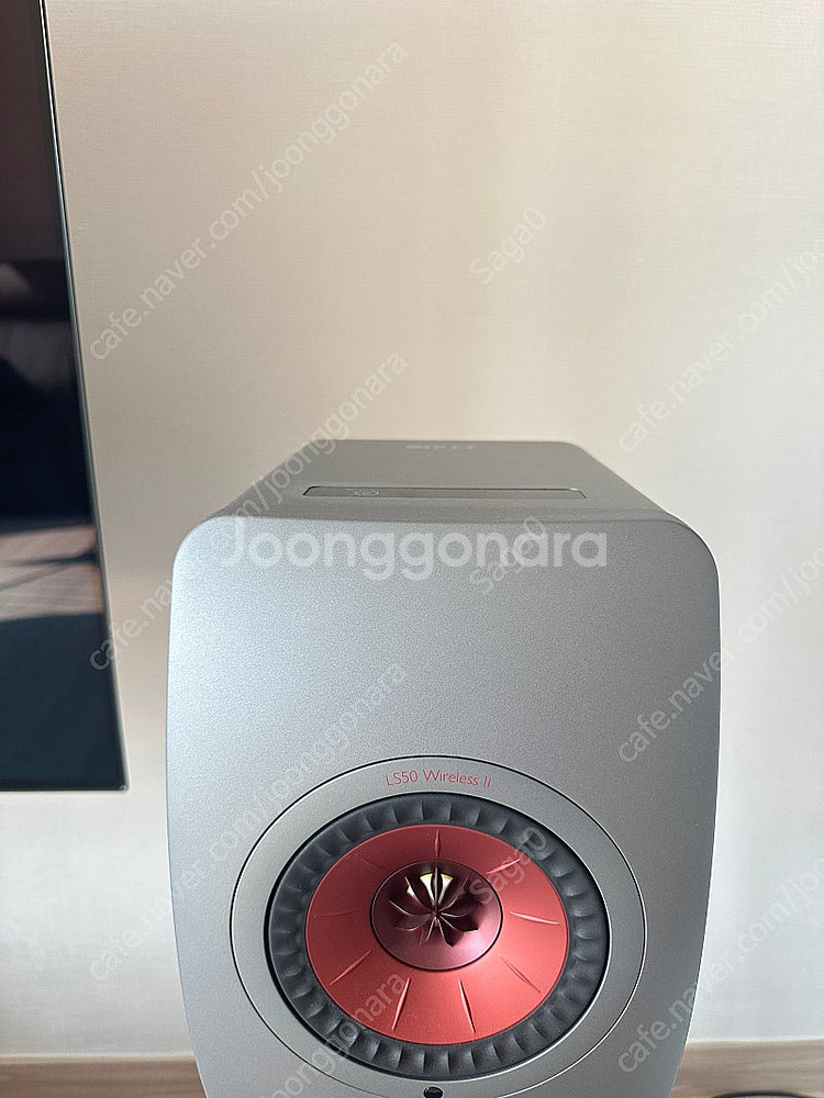 KEF ls50 w2 정품 플로어스탠드 kc62서브우퍼 셋으로 팝니다--0