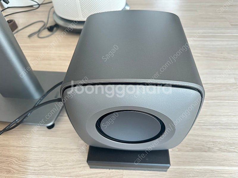 KEF ls50 w2 정품 플로어스탠드 kc62서브우퍼 셋으로 팝니다--2