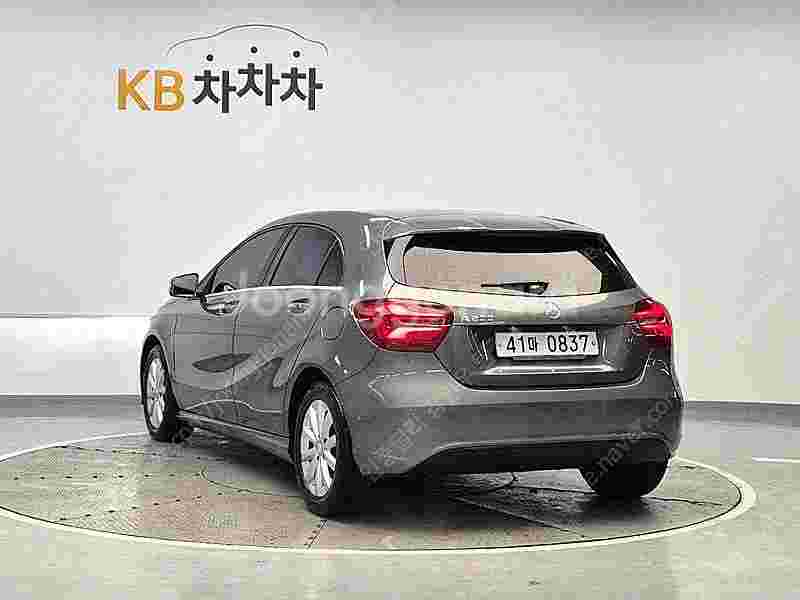 벤츠 A클래스 중고 A클래스 벤츠 중고 회색 2016년...--3