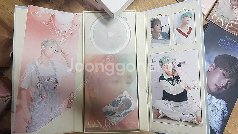 이찬원 굿즈 CD 일괄 팝니다(시즌 그리팅 화보집+앨범...--3