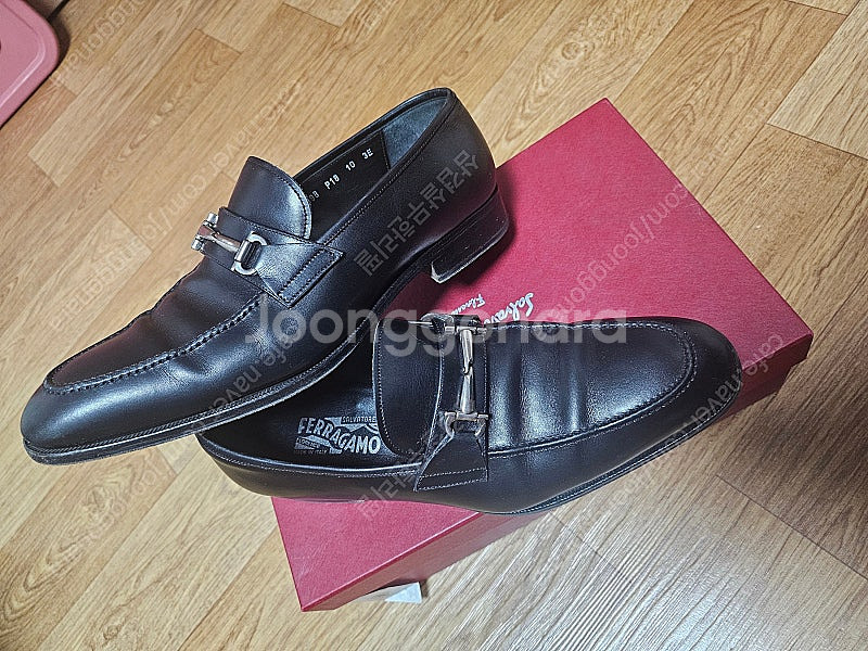 [가격수정] 페라가모 로퍼 10사이즈 팝니다.--0